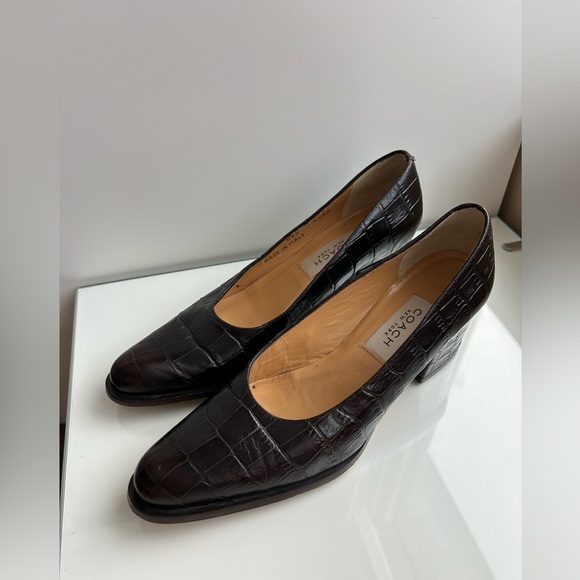 Vintage Coach Dark Brown Croc Embossed Leather Chunky Heel Pumps - Picture 3 of 12